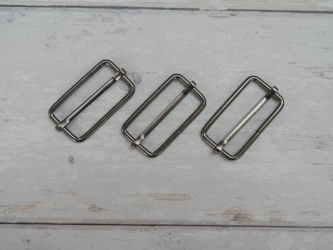 38mm Adjuster in Gun-Metal-Trim-Flying Bobbins Haberdashery