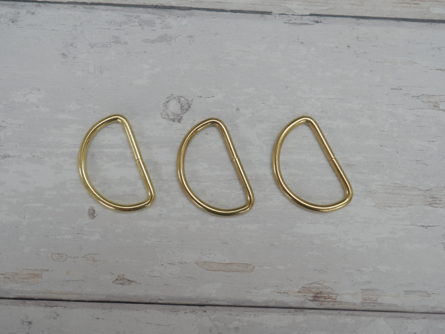 32mm D-Ring in Gold-Trim-Flying Bobbins Haberdashery