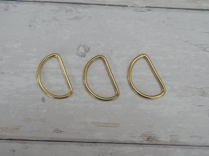 32mm D-Ring in Gold-Trim-Flying Bobbins Haberdashery