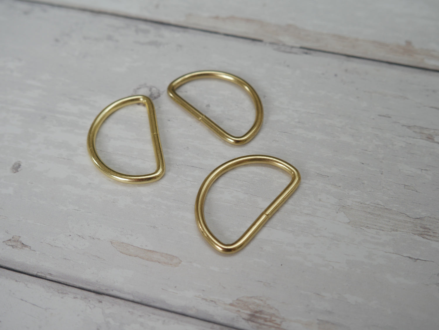 32mm D-Ring in Gold-Trim-Flying Bobbins Haberdashery