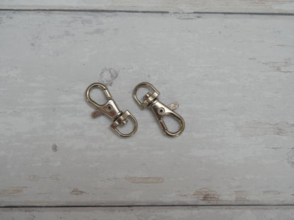 Lobster Clip, Various Colours-Trim-Flying Bobbins Haberdashery