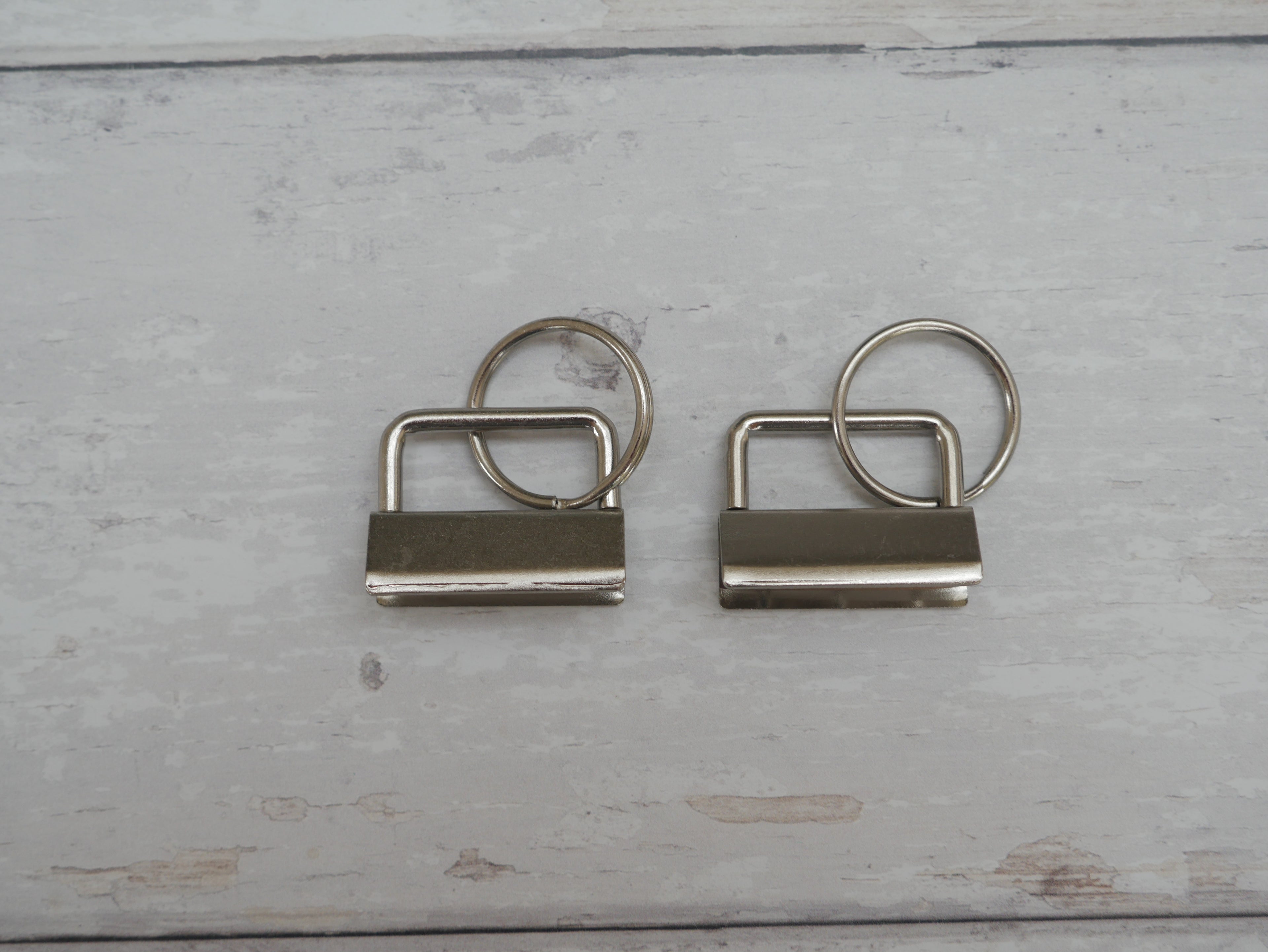 Key Ring Fob in Antique Silver, 30mm-Trim-Flying Bobbins Haberdashery