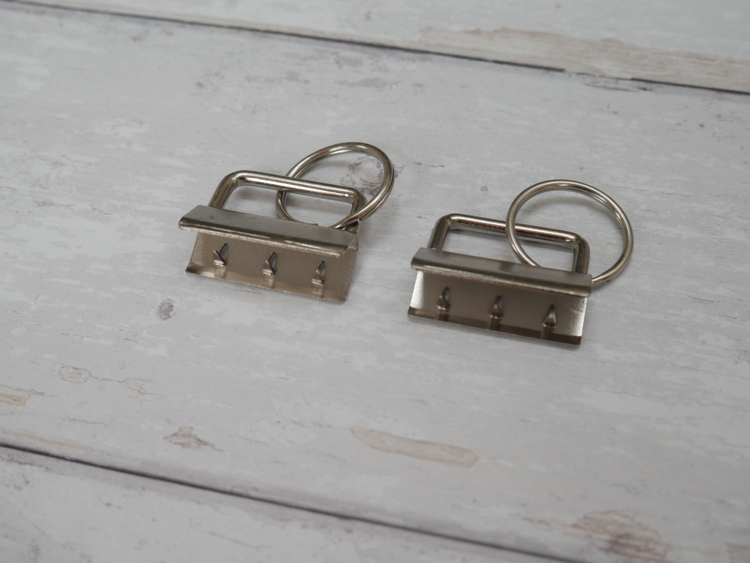 Key Ring Fob in Antique Silver, 30mm-Trim-Flying Bobbins Haberdashery