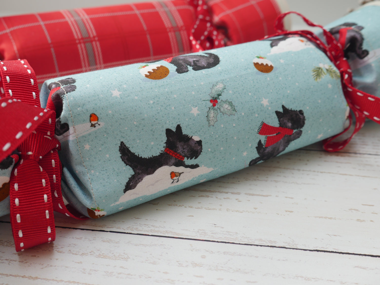 Reversible Fabric Crackers Kit - Scottie Dogs (x4)-Sewing Kit-Flying Bobbins Haberdashery