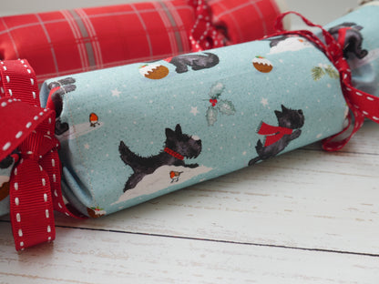 Reversible Fabric Crackers Kit - Scottie Dogs (x4)-Sewing Kit-Flying Bobbins Haberdashery