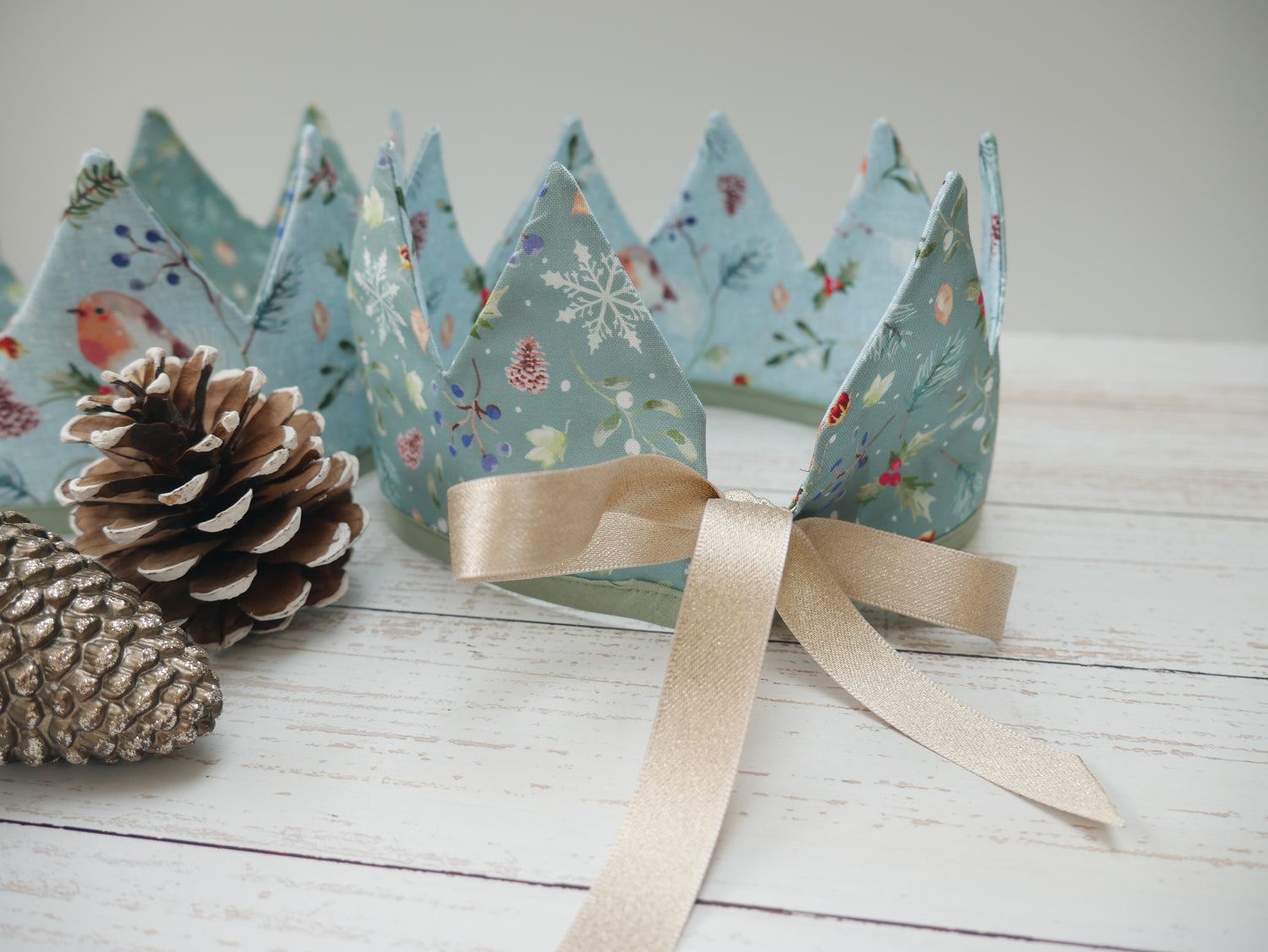 Reversible Fabric Crowns Kit - Frosty Robins (x4)-Sewing Kit-Flying Bobbins Haberdashery
