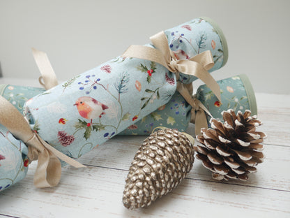 Reversible Fabric Crackers Kit - Frosty Robins (x4)-Sewing Kit-Flying Bobbins Haberdashery
