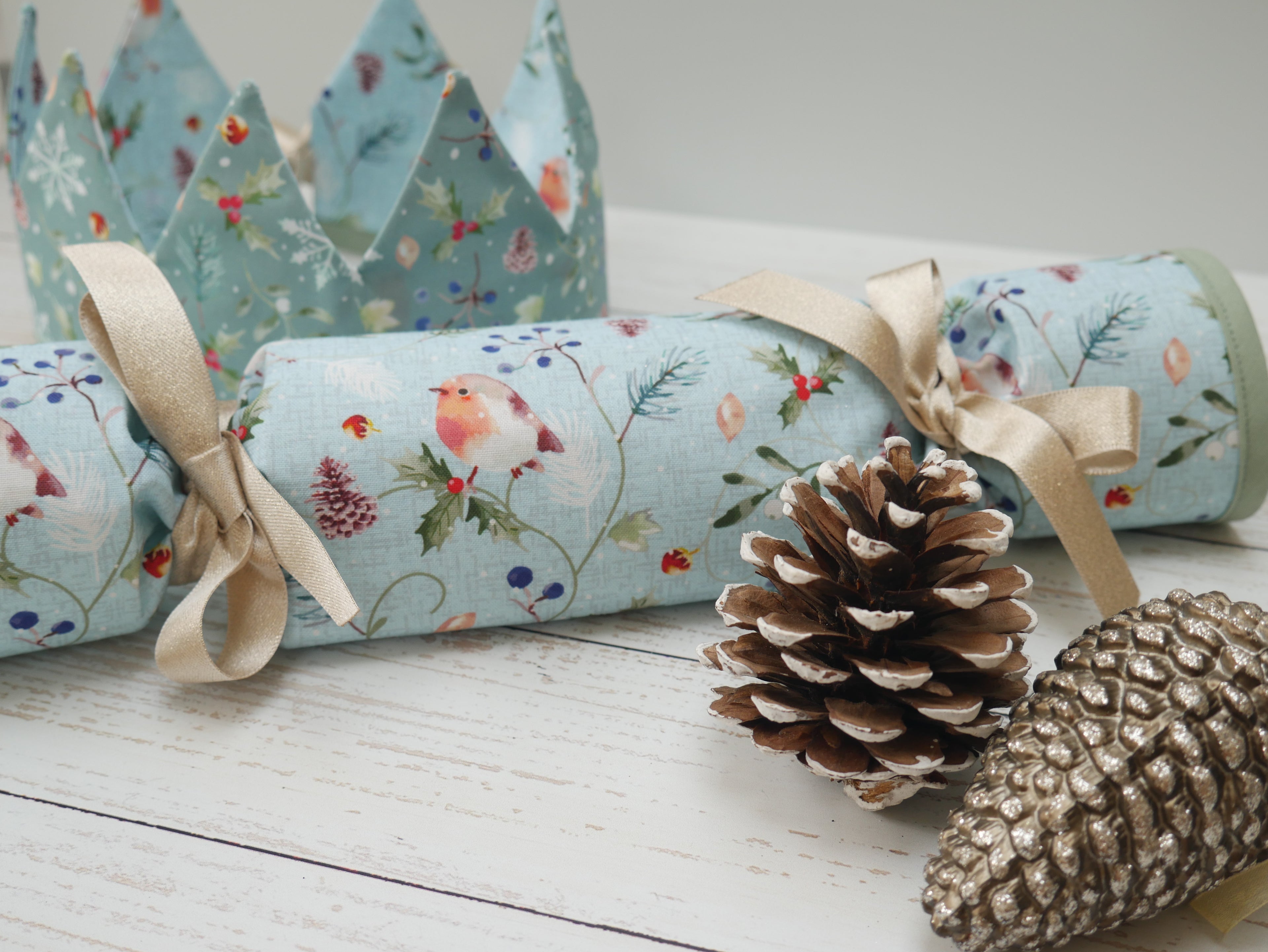 Reversible Fabric Crowns Kit - Frosty Robins (x4)-Sewing Kit-Flying Bobbins Haberdashery