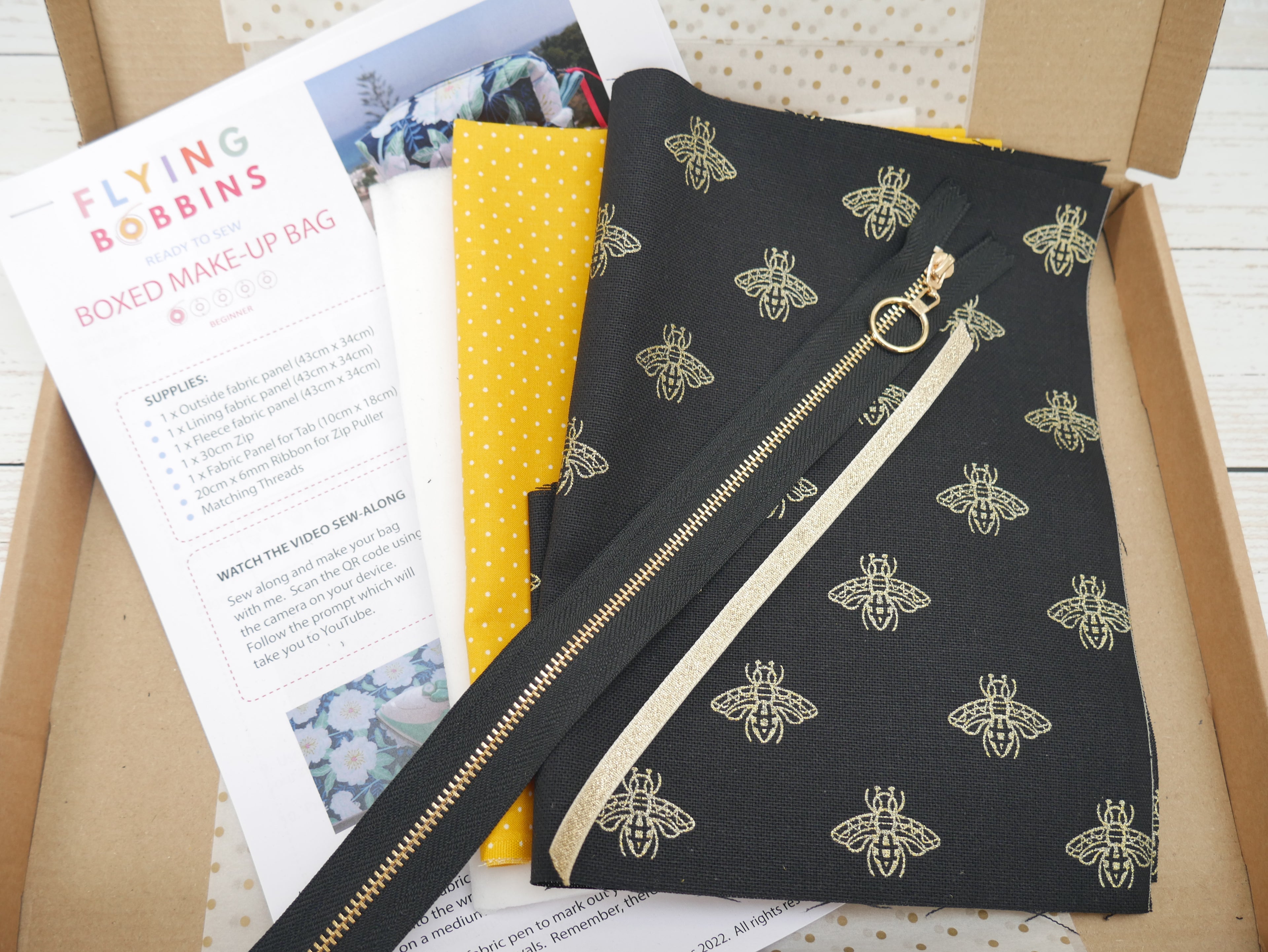 Deluxe Boxed Bag Kit - Golden Bees