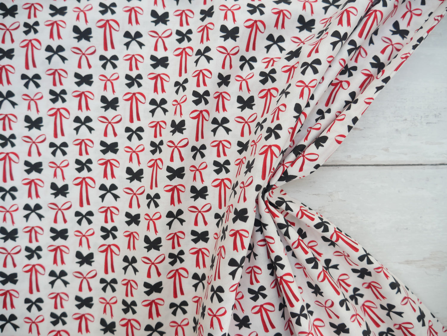 Blooms &amp; Bows Printed Cotton by Camelot - Sweetheart Bows in Cream-Cotton Fabric-Flying Bobbins Haberdashery