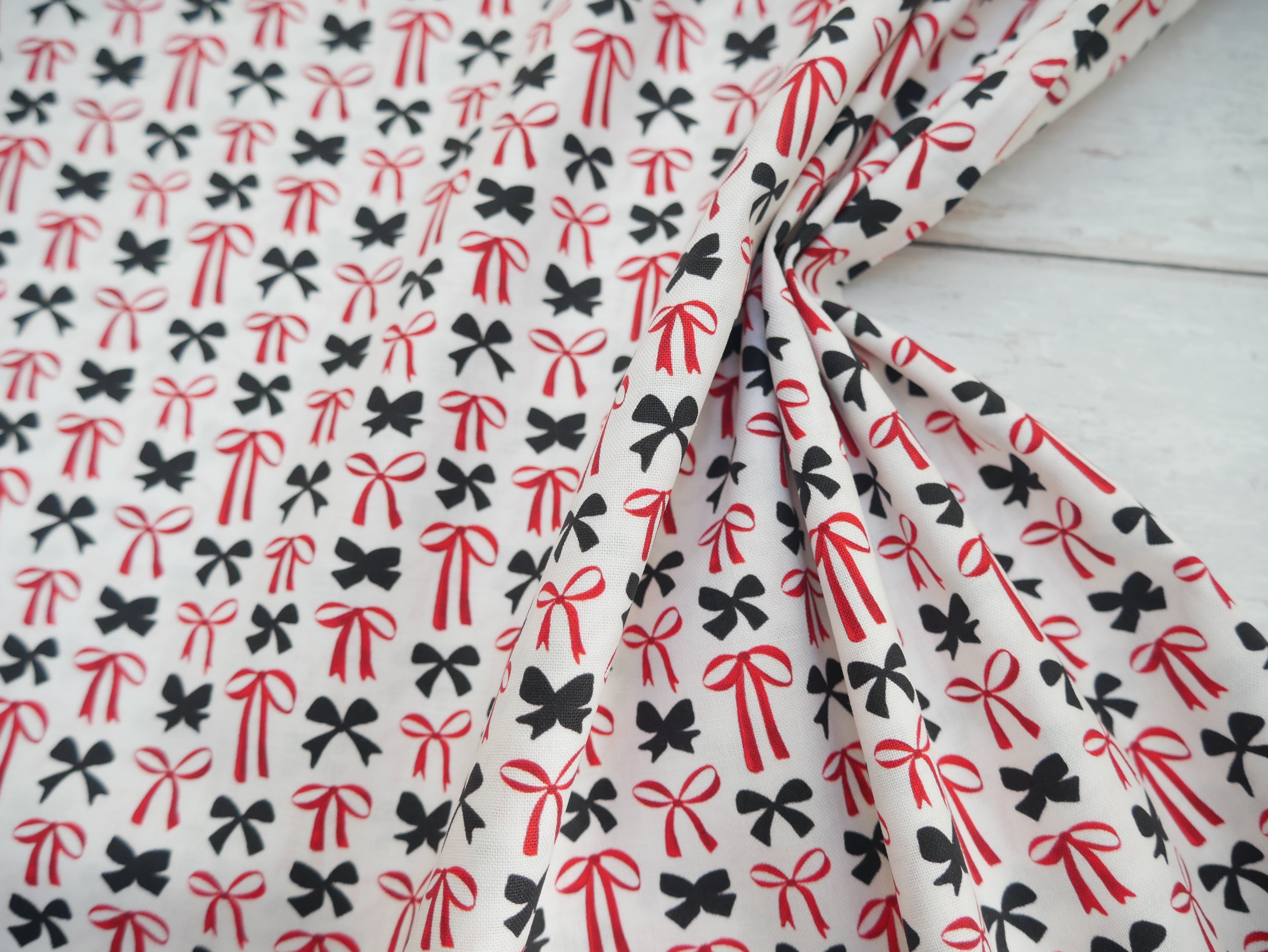 Blooms &amp; Bows Printed Cotton by Camelot - Sweetheart Bows in Cream-Cotton Fabric-Flying Bobbins Haberdashery