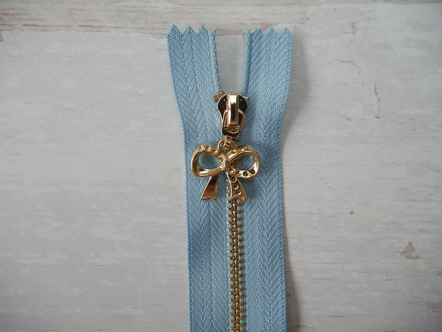 Metal Zip With Bow Puller, 30cm-Zip-Flying Bobbins Haberdashery