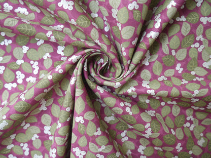 Lewis &amp; Irene Winter Botanicals, Snowberry on Dark Red-Cotton Fabric-Flying Bobbins Haberdashery