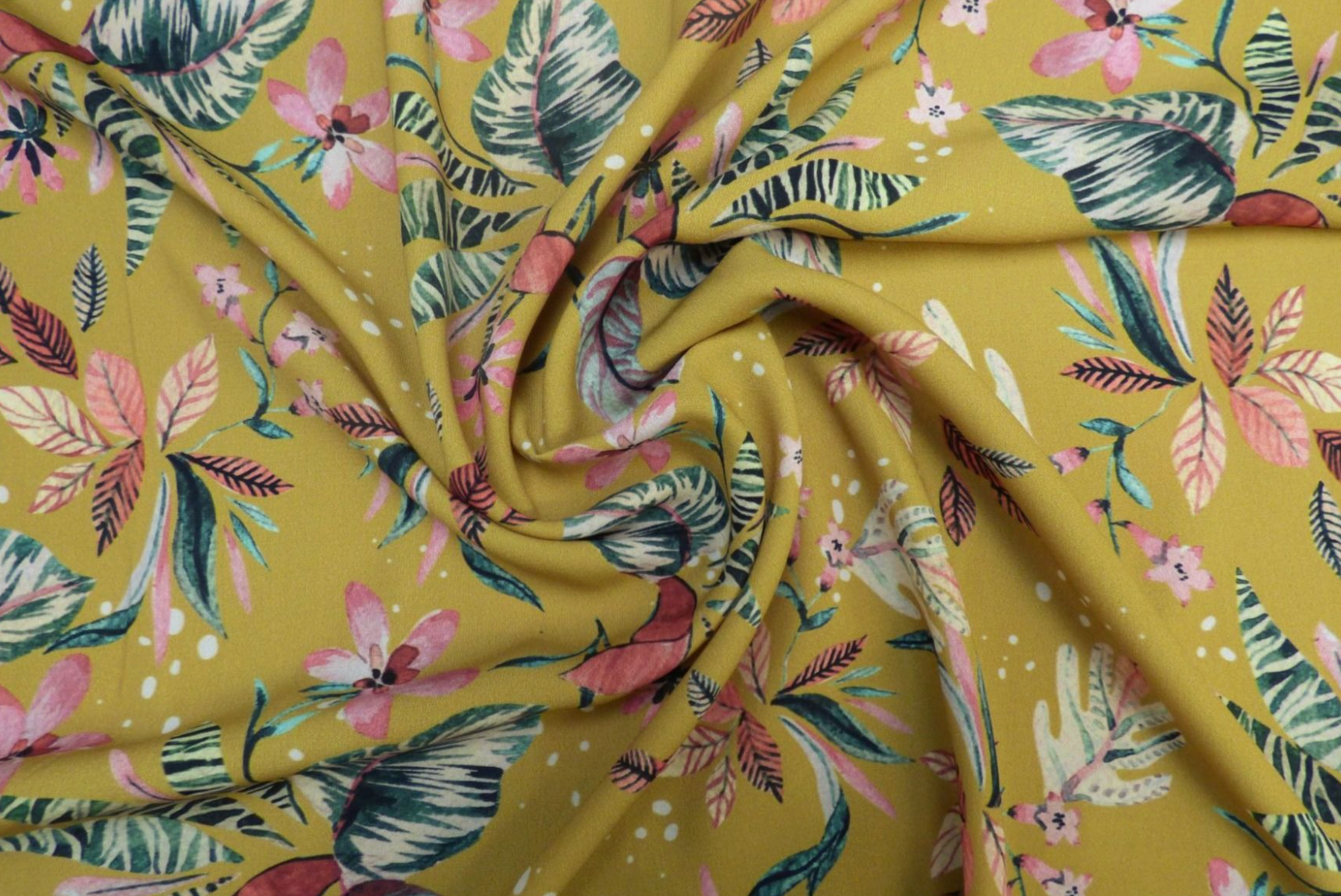 Lady McElroy Afrikaan Viscose Challis Lawn