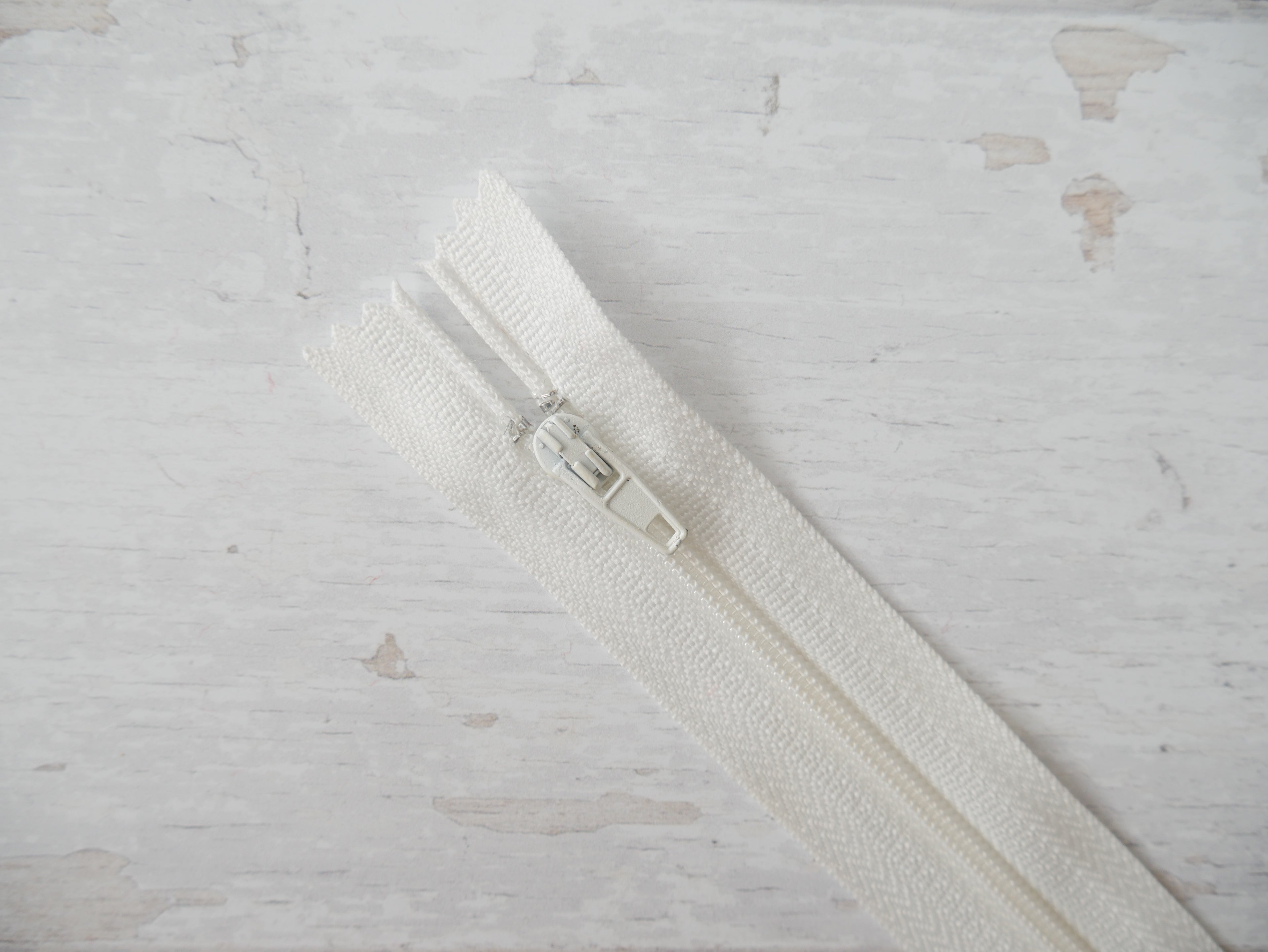 20cm Closed End, Auto-Lock Zip VARIOUS COLOURS-Zips-Flying Bobbins Haberdashery