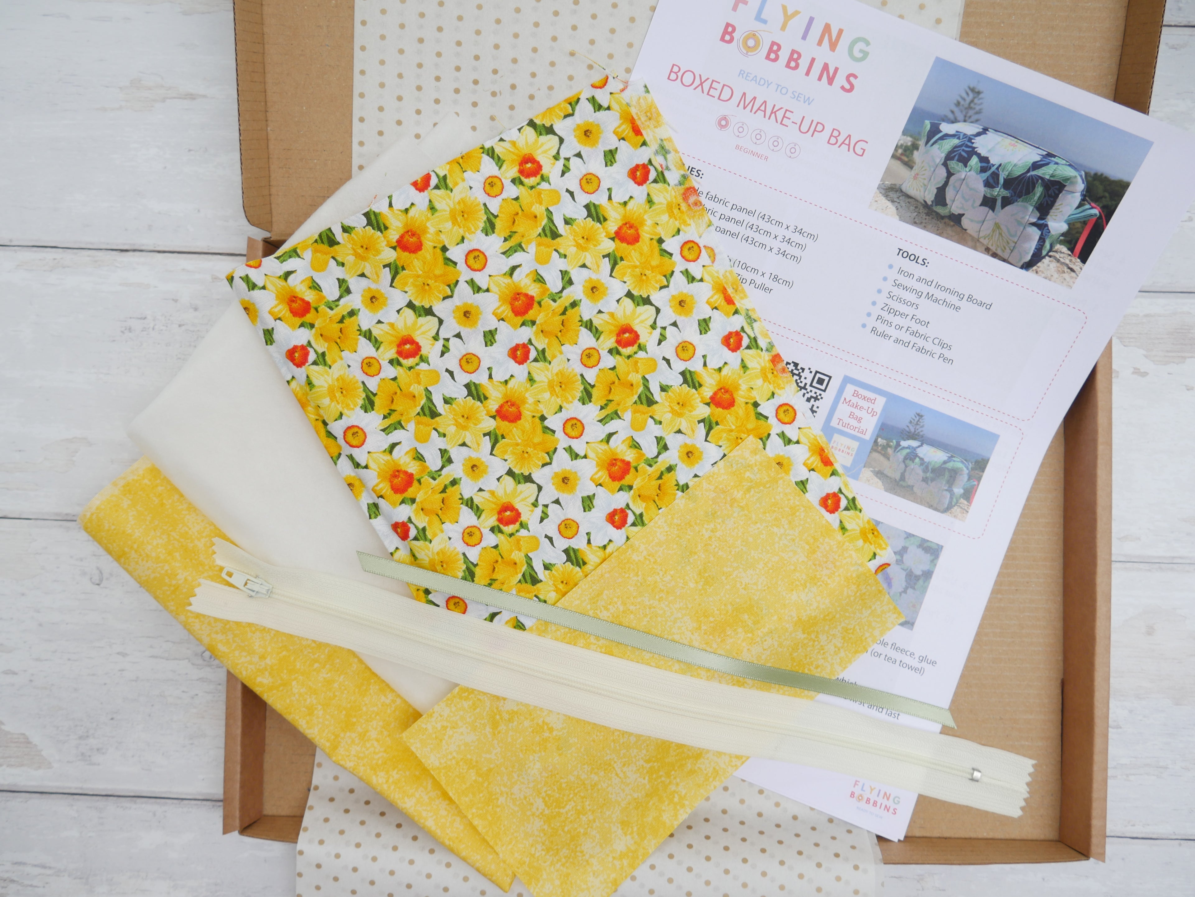 Daffodils Boxed Make-Up Bag Kit-Sewing Kit-Flying Bobbins Haberdashery