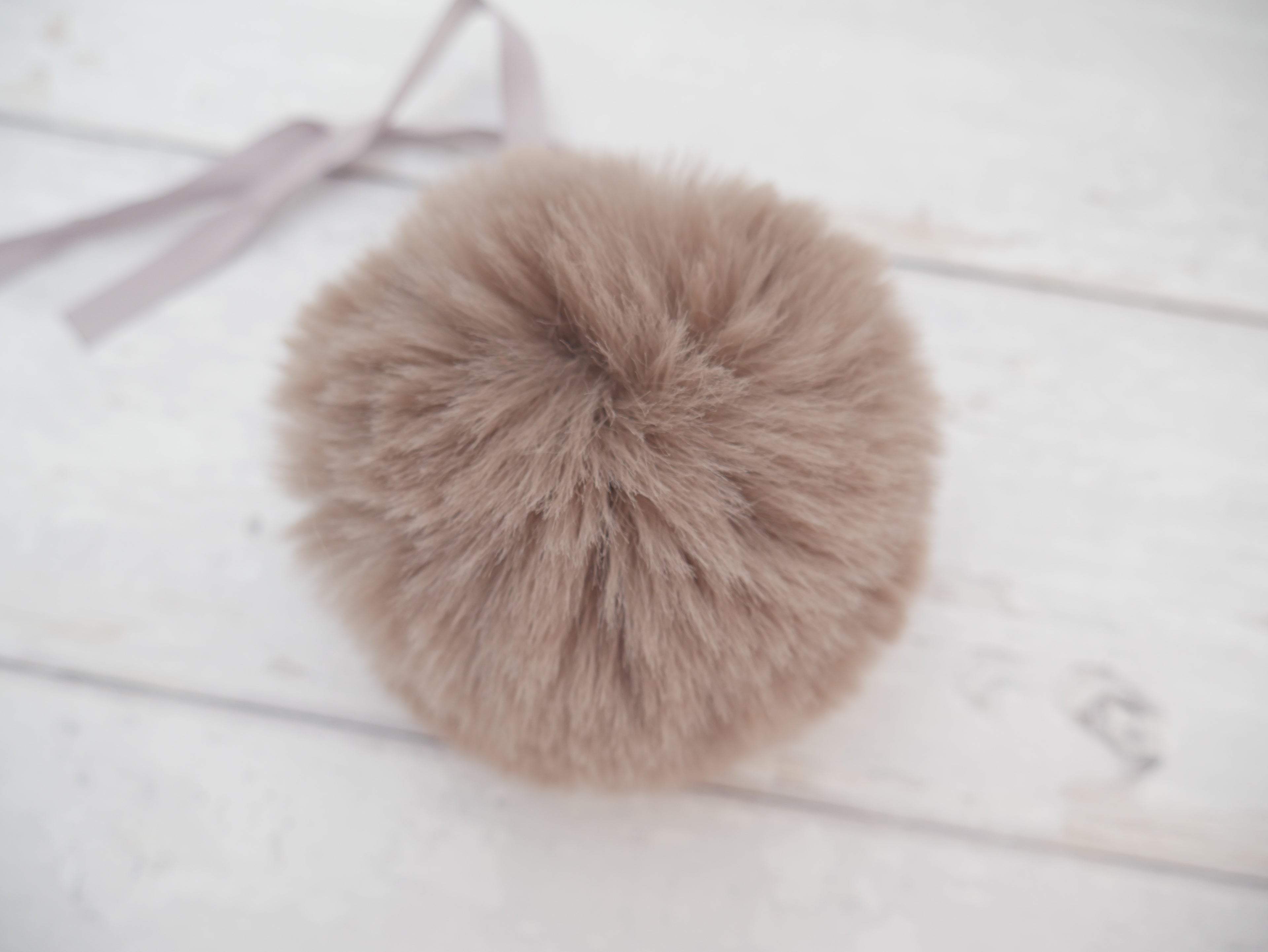 Fur Pom Pom, Mink-Flying Bobbins Haberdashery