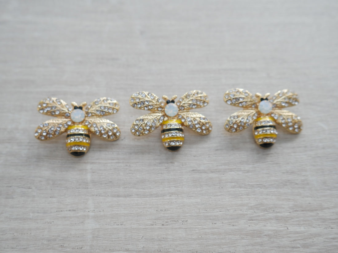 Jewelled Bumble Bee Button-Button-Flying Bobbins Haberdashery