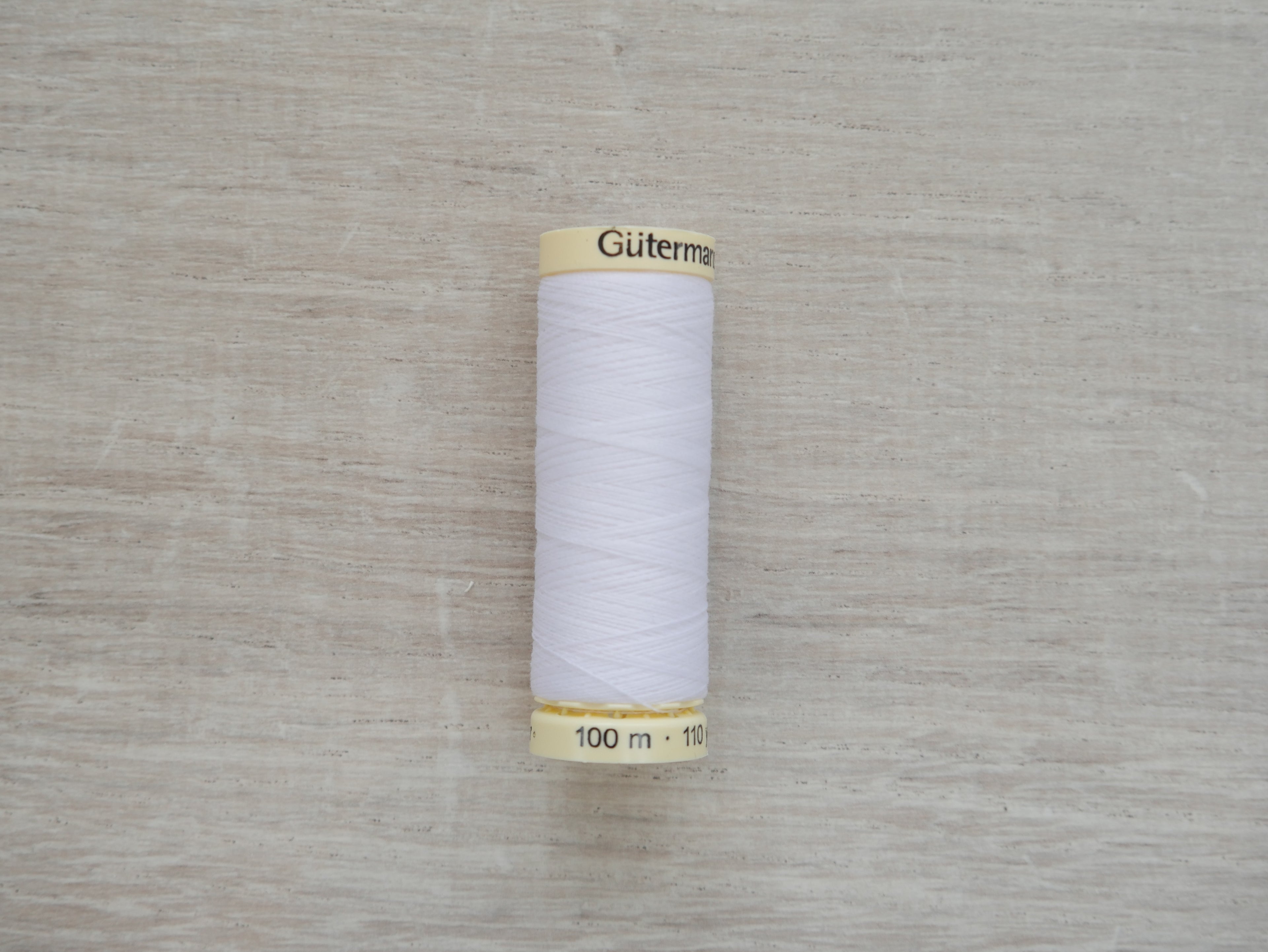 Gutermann Sew-All 100m 800 WHITE-Thread-Flying Bobbins Haberdashery